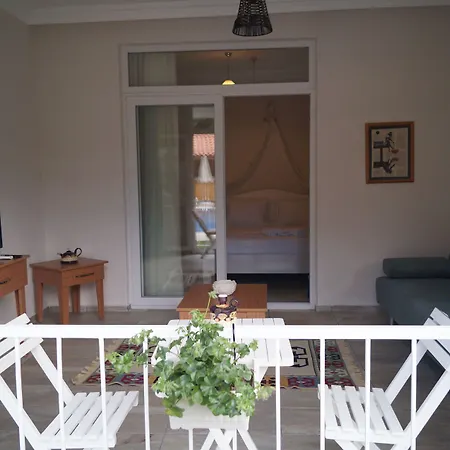 Grandma's Garden 3* 달리안