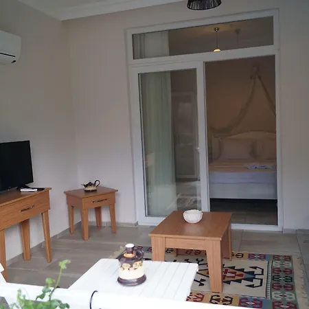 Grandma's Garden Apart Otel Dalyan
