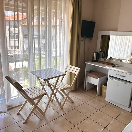 Aparthotel Grandma's Garden 3*