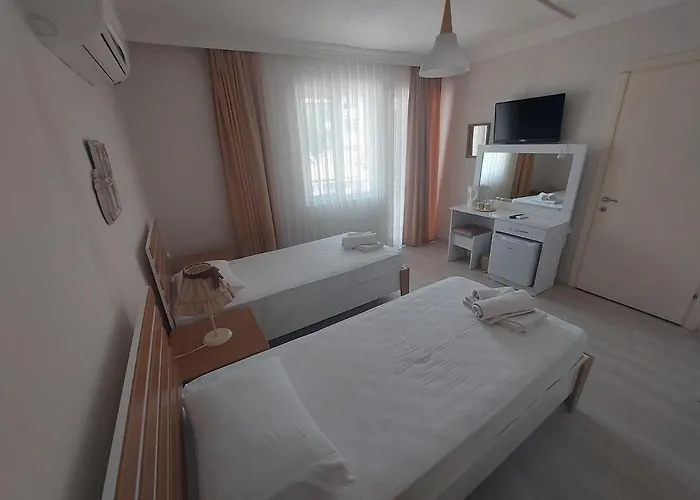 Grandma's Garden Дальян